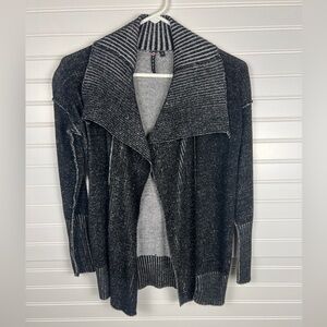 Poof! Women's Black and Gray Open Front Sweater